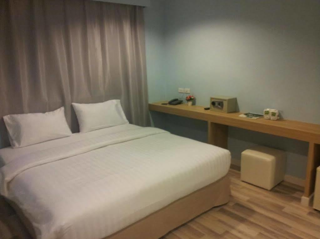 Nantra Cozy Pattaya Otel Dış mekan fotoğraf